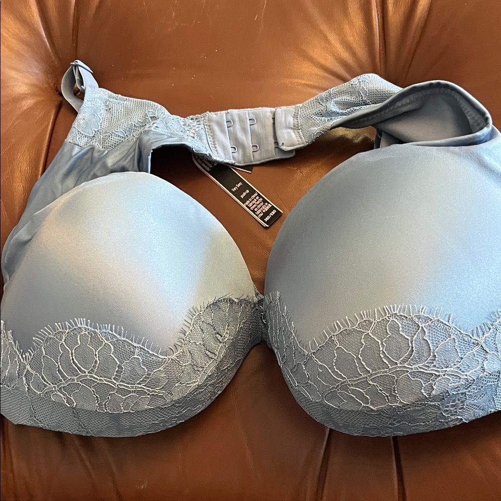 Victoria’s Secret very sexy push-up Bra 36c